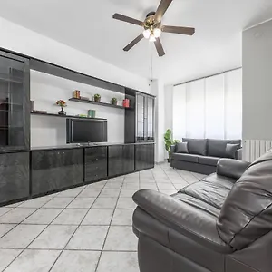 https://casa-da-suite-evenka.italymilanhotels.net